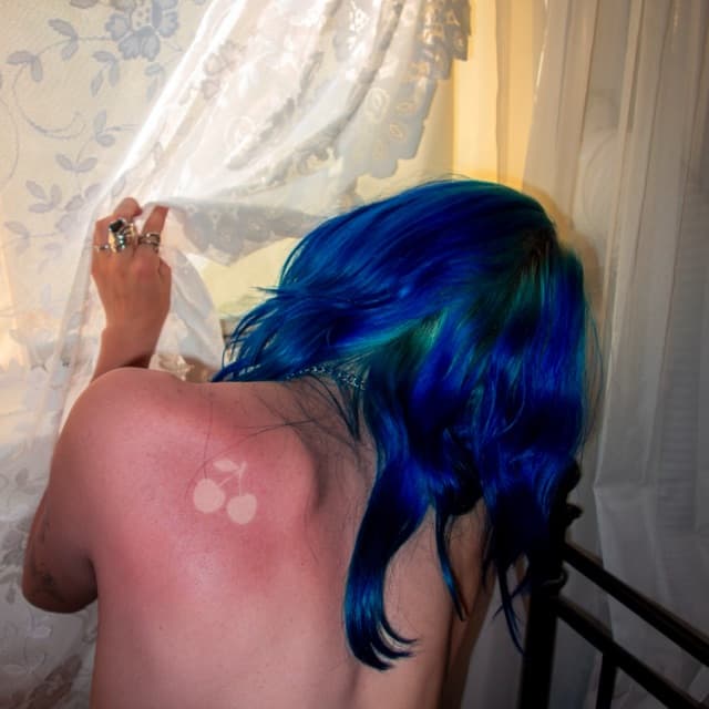 cherry cola / sunburn cover